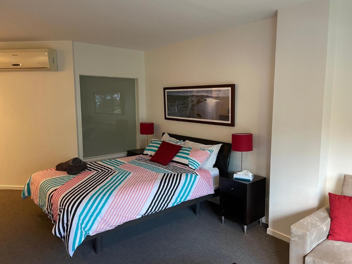 Apartmán Waterfront@Waves Cowes Exteriér fotografie